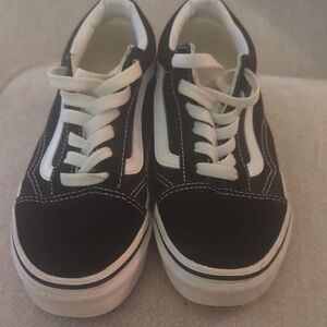 Vans Kids Black and White Low-Top Sneakers